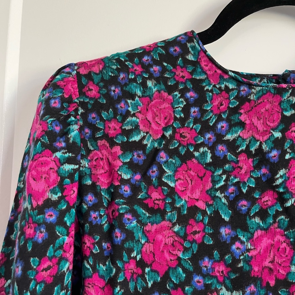 SOLD Vintage Pioneer Style Floral Long Sleeve Dress - Picture 4 of 16